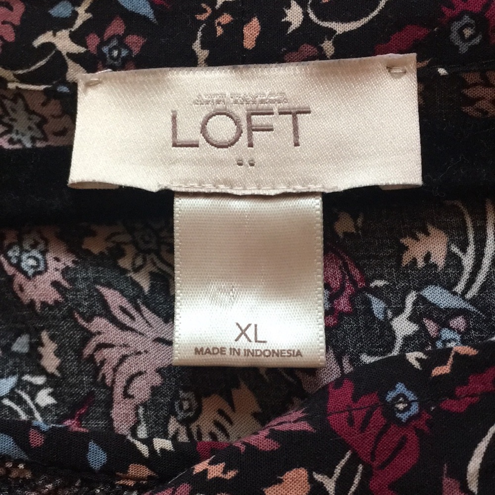 Loft tie neck blouse